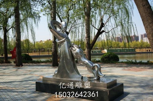 铁艺战狼雕塑厂家 大型战狼造型雕塑厂家 亿通狼雕塑 青冈