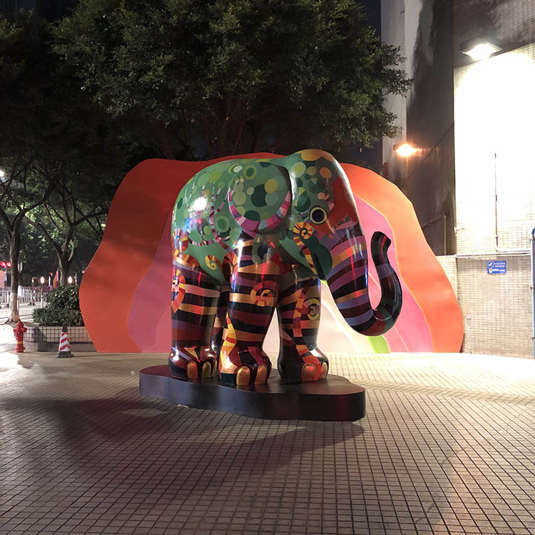玻璃钢雕塑彩绘大象动物雕塑户外商业迎宾大型景观小品夜景